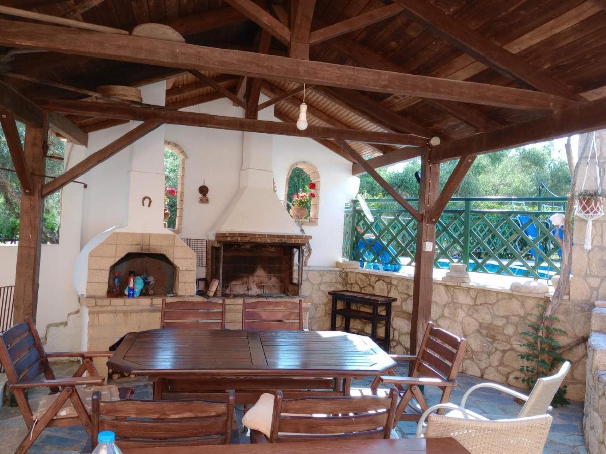 Pool Villa Grigoris Aspiotades Kültér fotó