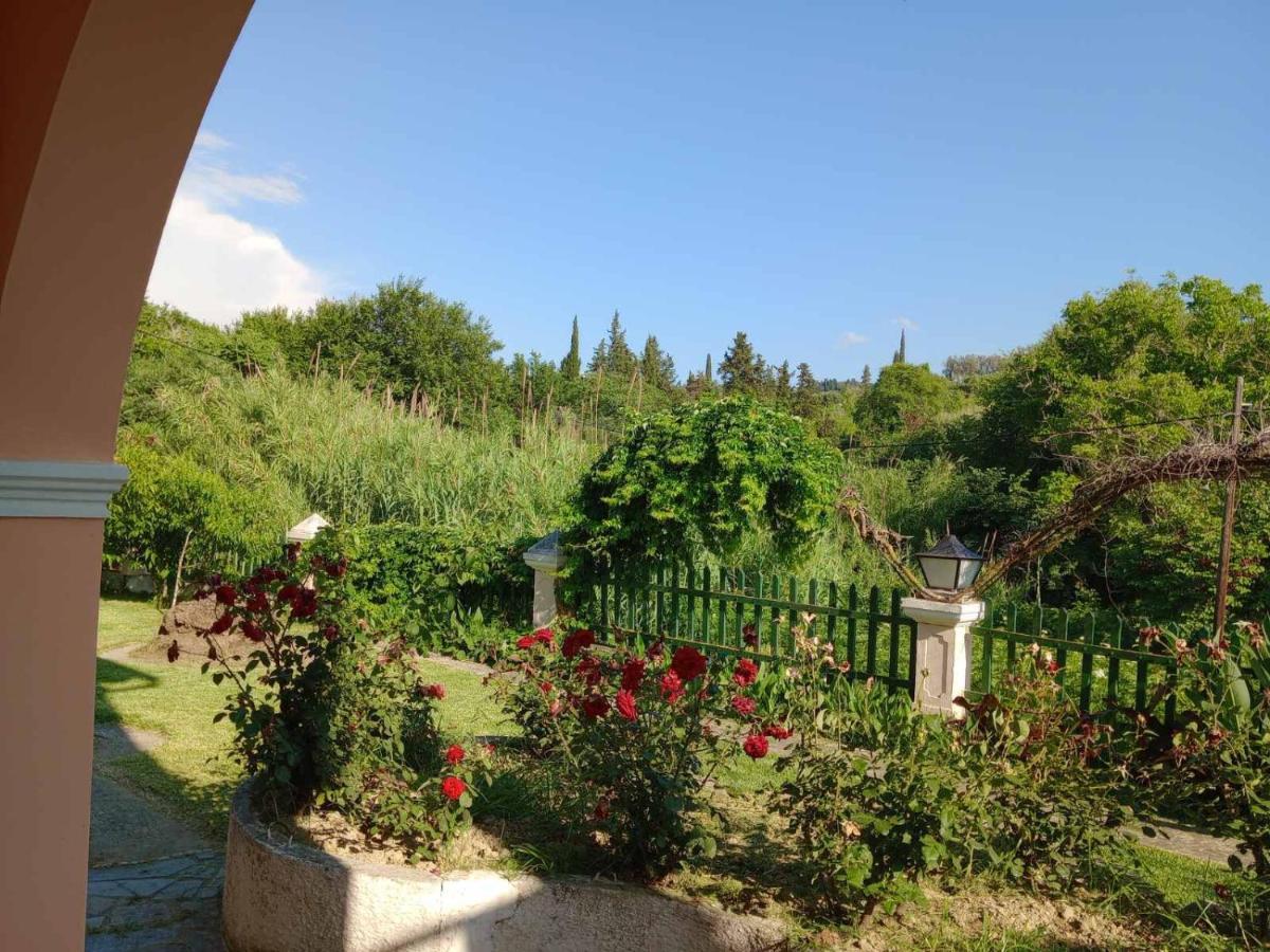 Pool Villa Grigoris Aspiotades Kültér fotó