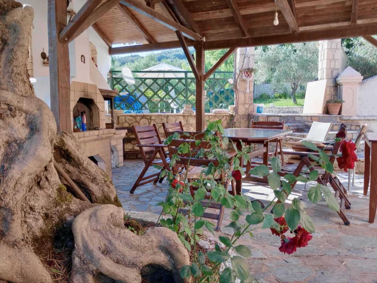 Pool Villa Grigoris Aspiotades Kültér fotó